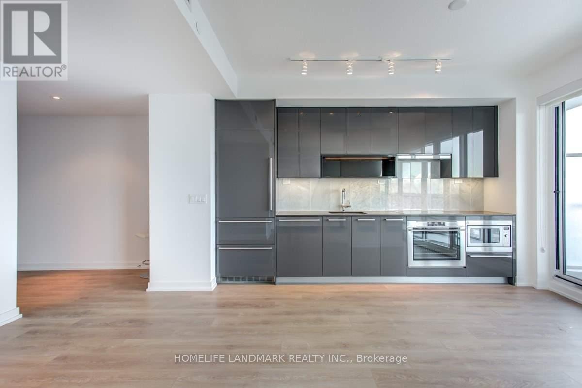 2011 - 117 Mcmahon Drive, Toronto, Ontario M2K 0E4 - Photo 4 - C12811692