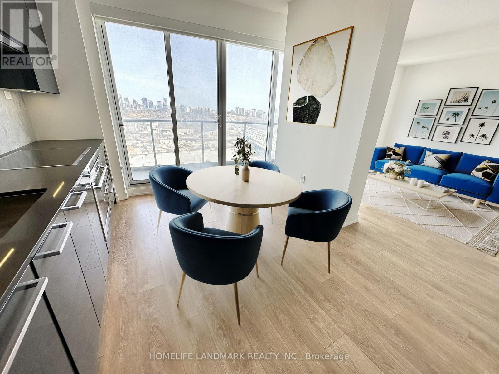 2011 - 117 Mcmahon Drive, Toronto, Ontario M2K 0E4 - Photo 6 - C12811692