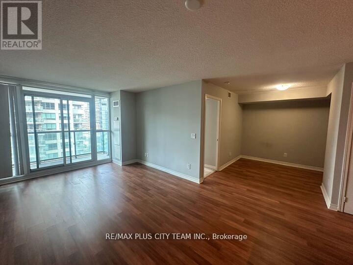 2005 - 19 Grand Trunk Crescent, Toronto, Ontario  M5J 3A3 - Photo 9 - C12811702