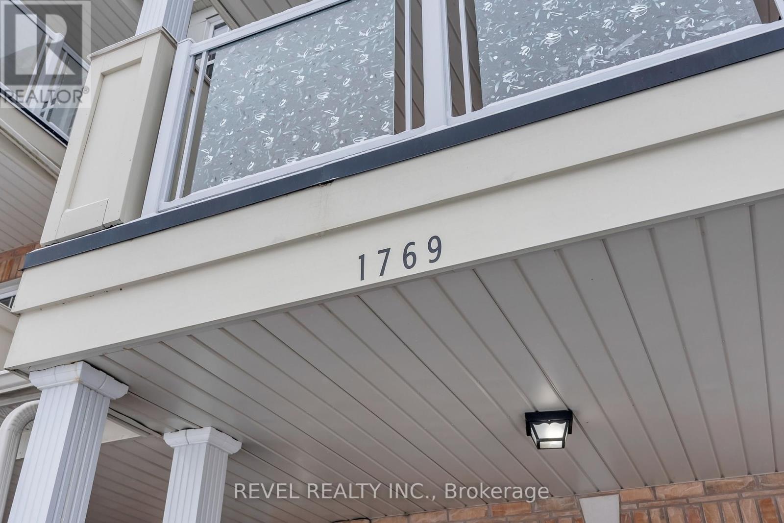 1769 Carousel Drive, Pickering, Ontario  L1X 0C1 - Photo 2 - E12811648