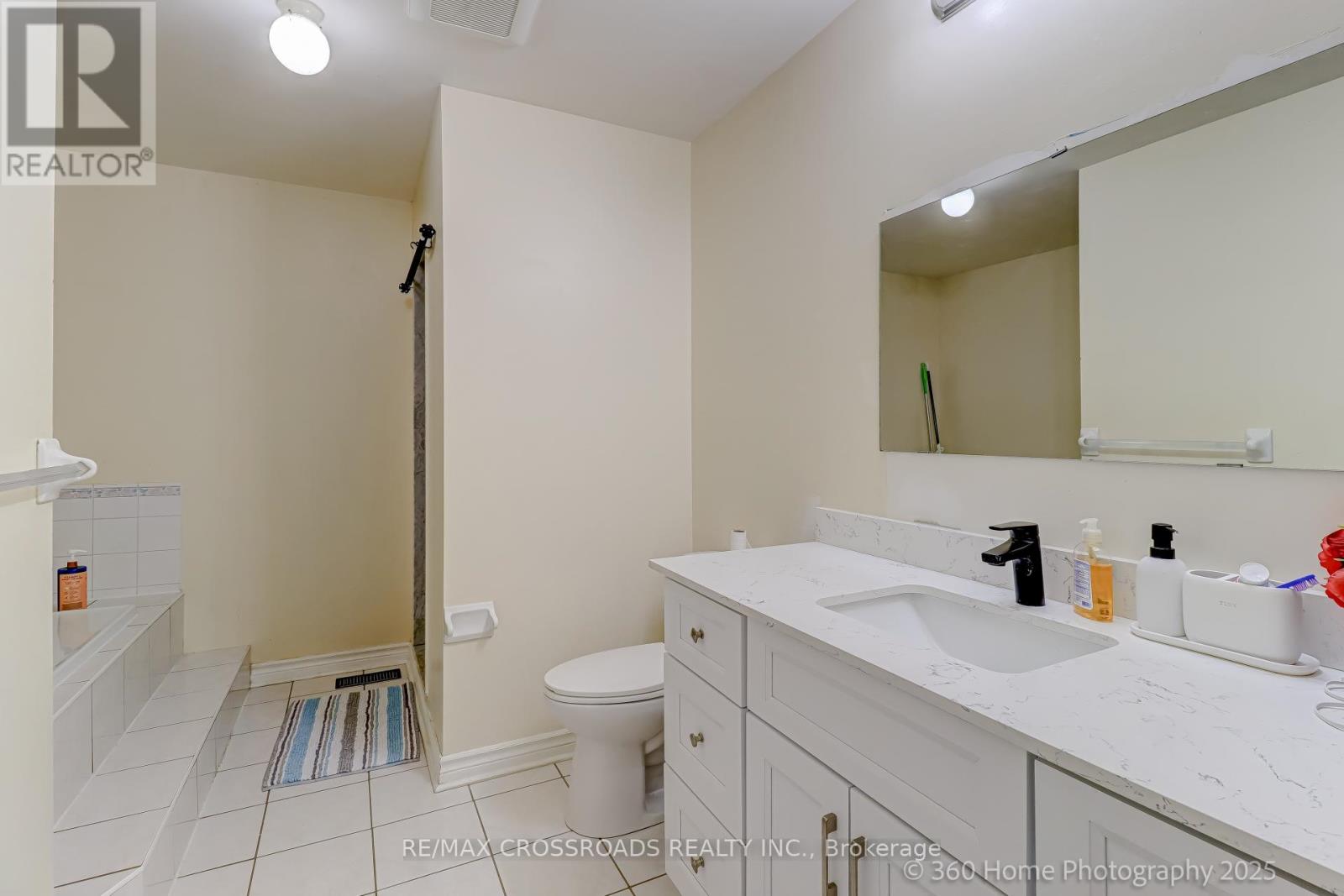 305 Old Harwood Avenue, Ajax, Ontario  L1Z 1J1 - Photo 18 - E12811662