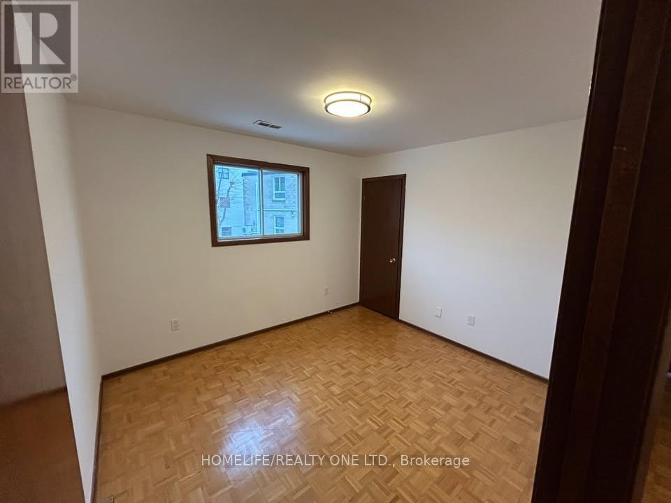 Main & 2nd Flr - 13 East Road, Toronto, Ontario  M1N 1Z9 - Photo 5 - E12811672