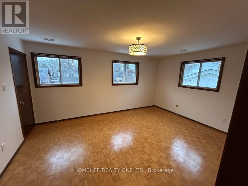 Main & 2nd Flr - 13 East Road, Toronto, Ontario  M1N 1Z9 - Photo 6 - E12811672