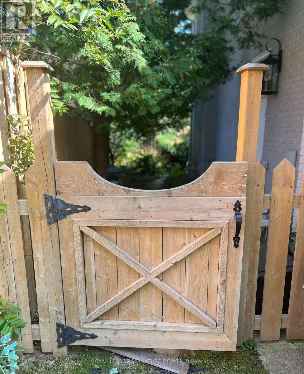 Lower Level - 964 Albertson Crescent, Mississauga (Lorne Park), Ontario  L5H 3C7 - Photo 24 - W12811656