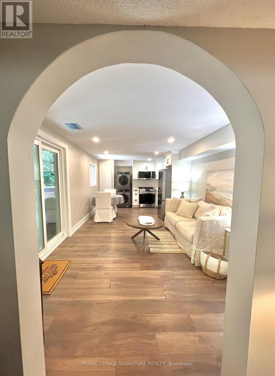 Lower Level - 964 Albertson Crescent, Mississauga (Lorne Park), Ontario  L5H 3C7 - Photo 3 - W12811656