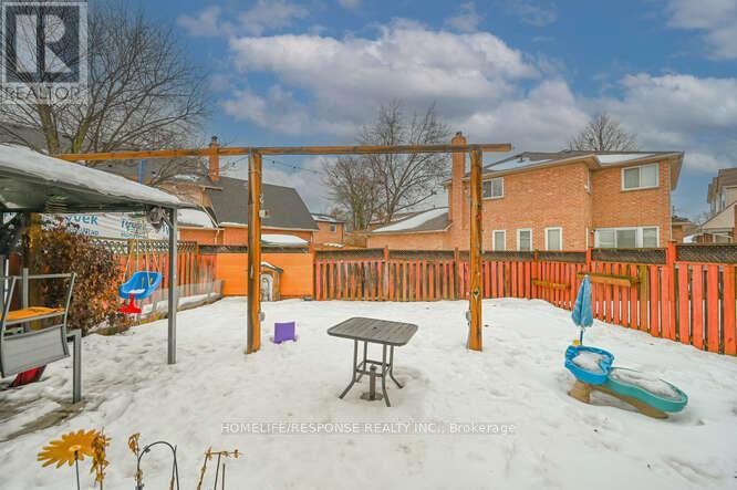 6103 Prairie Circle, Mississauga, Ontario  L5N 5Z5 - Photo 35 - W12811700