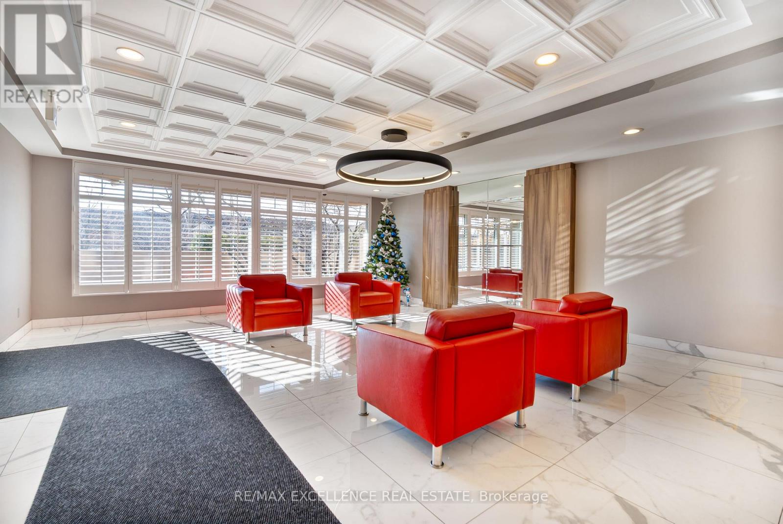 201 - 155 Hillcrest Avenue, Mississauga, Ontario  L5B 3Z2 - Photo 15 - W12811712