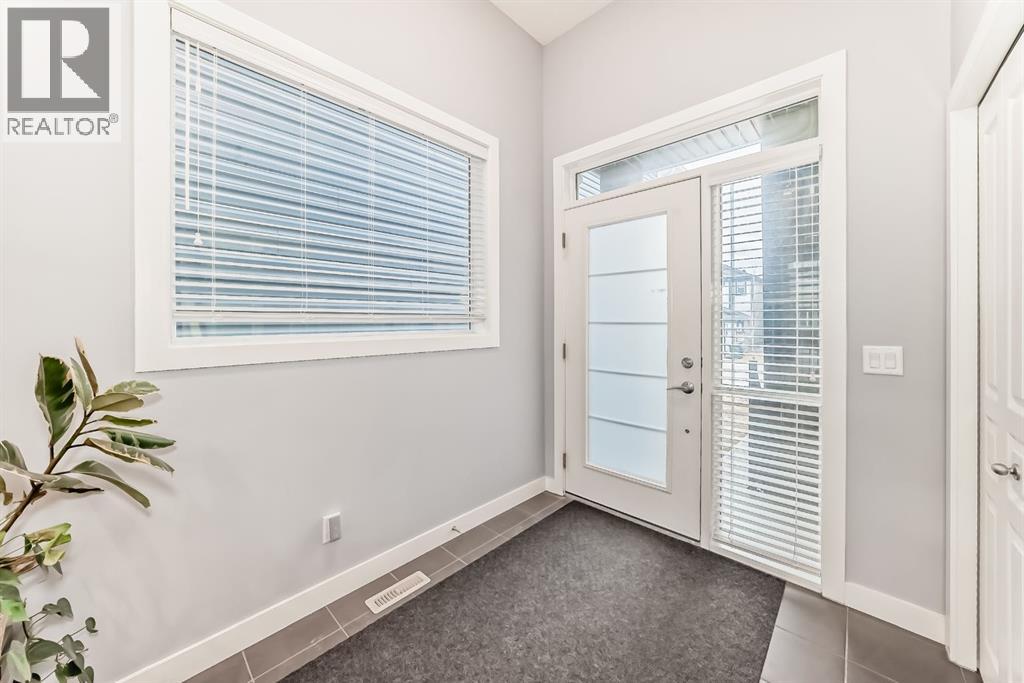 58 Sage Bluff View Nw, Calgary, Alberta  T3R 0X5 - Photo 4 - A2286676