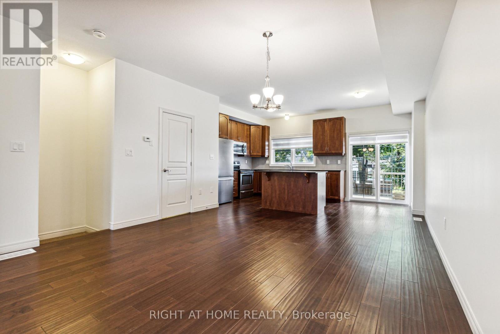 56 Robert Peel Road, Kitchener, Ontario  N2H 0B5 - Photo 16 - X12811644