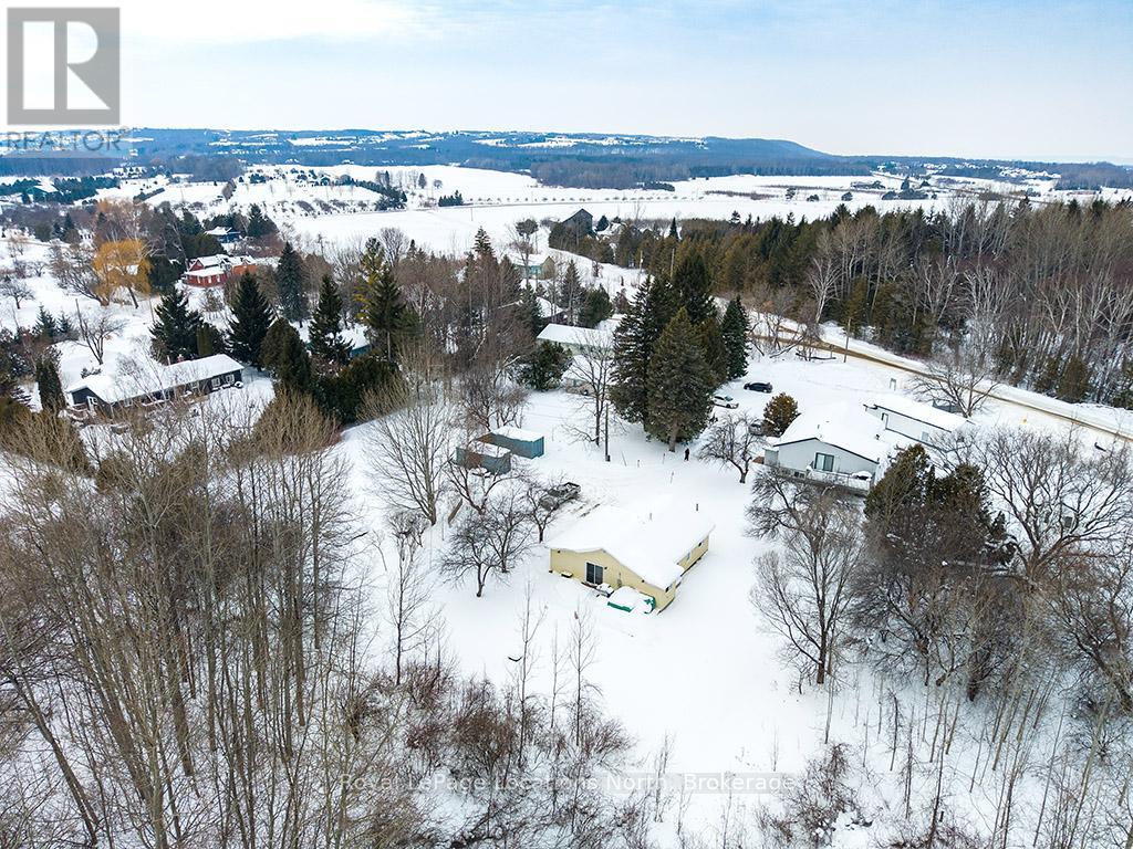 150 Peel Street S, Blue Mountains, Ontario  N0H 2P0 - Photo 37 - X12415654