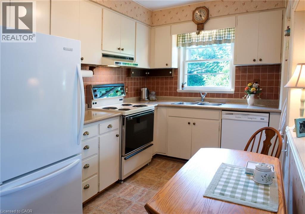 74 Wanita Road, Mississauga, Ontario  L5G 1B6 - Photo 7 - 40805199