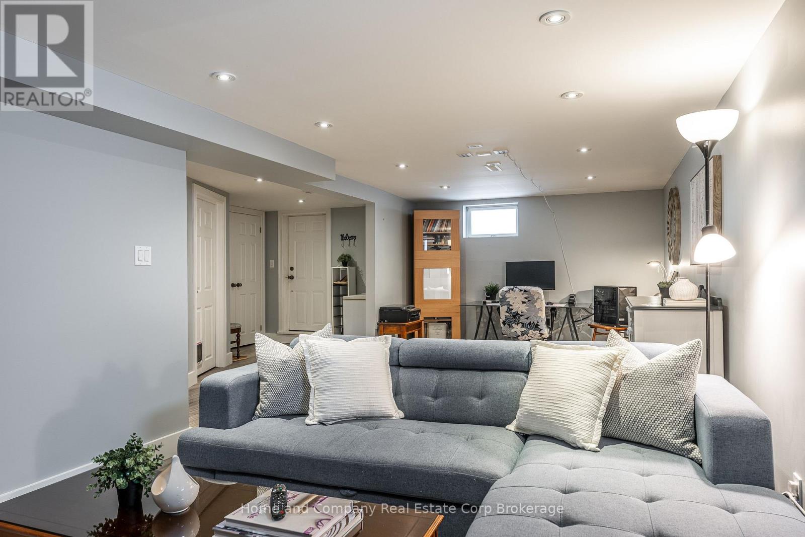 12 Somerset Street Street, Stratford, Ontario  N5A 6K1 - Photo 12 - X12811838