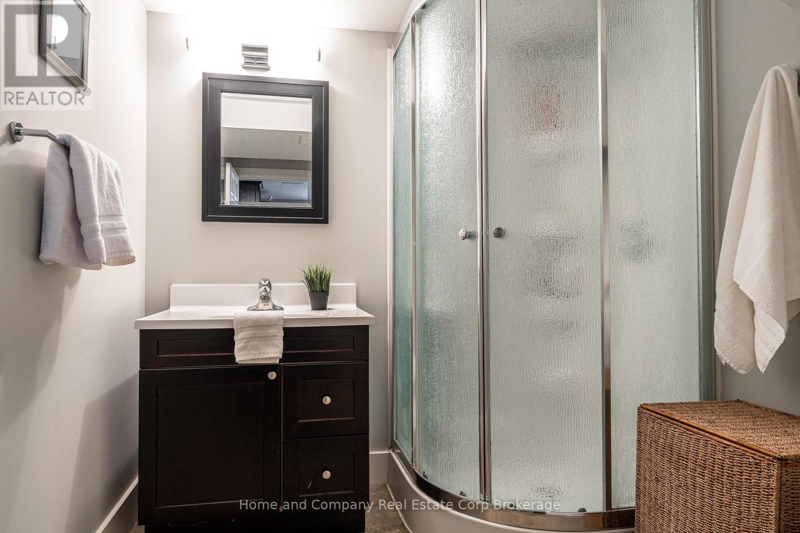 12 Somerset Street Street, Stratford, Ontario  N5A 6K1 - Photo 15 - X12811838