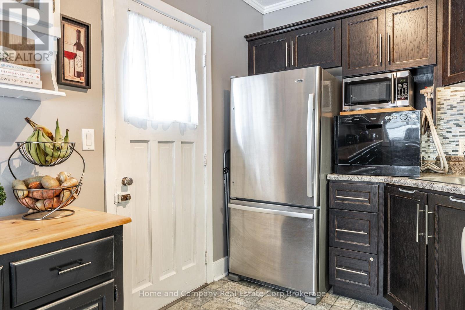 12 Somerset Street Street, Stratford, Ontario  N5A 6K1 - Photo 3 - X12811838