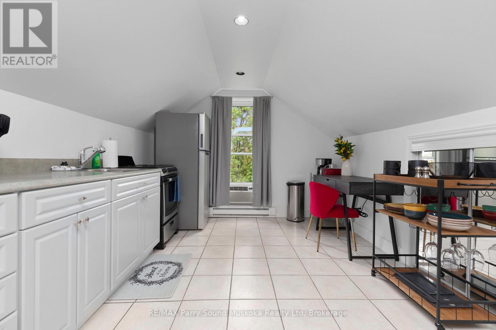 3 - 97 James Street, Parry Sound, Ontario  P2A 1T7 - Photo 10 - X12811890