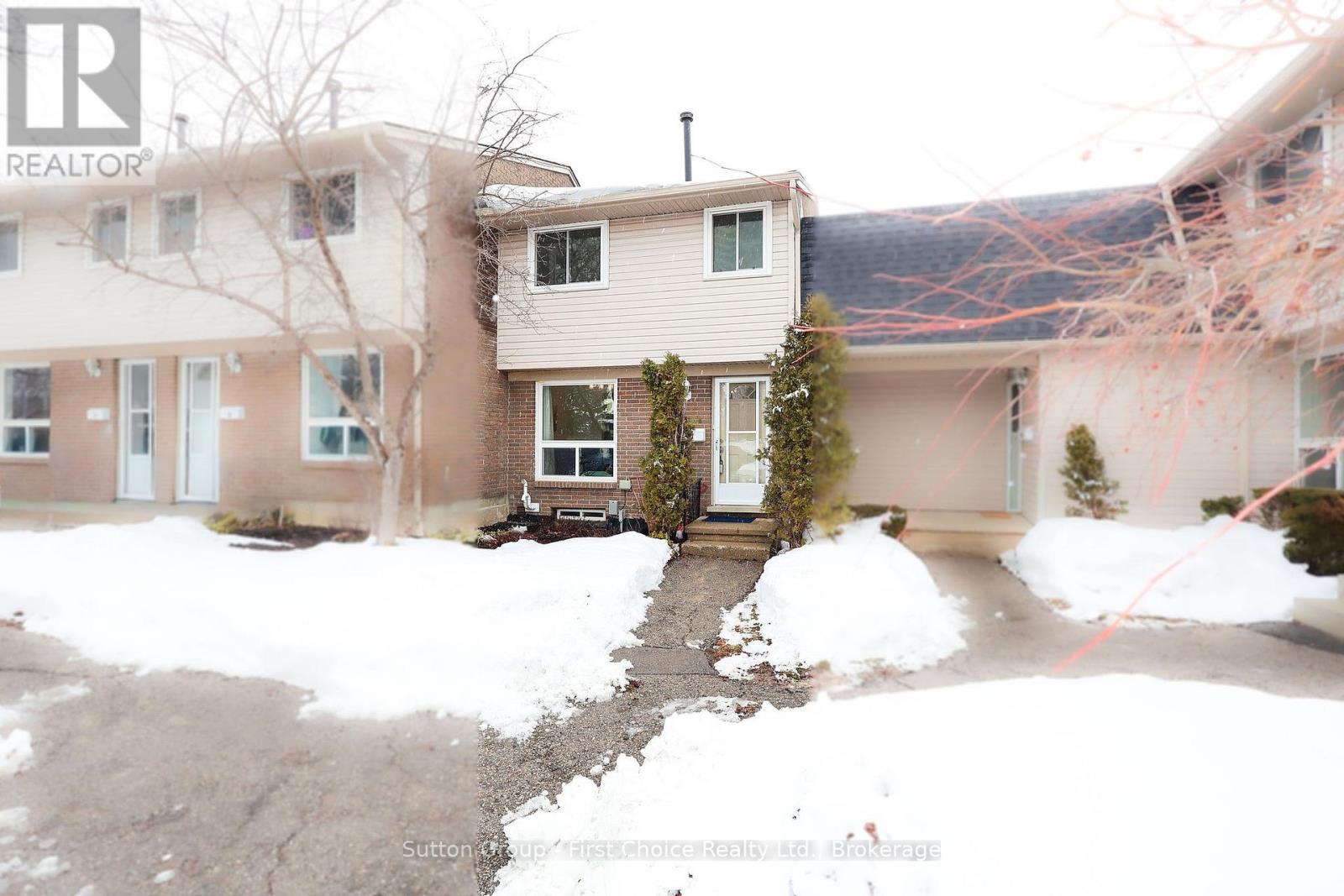 11 - 88 AVONWOOD DRIVE, Stratford, Ontario