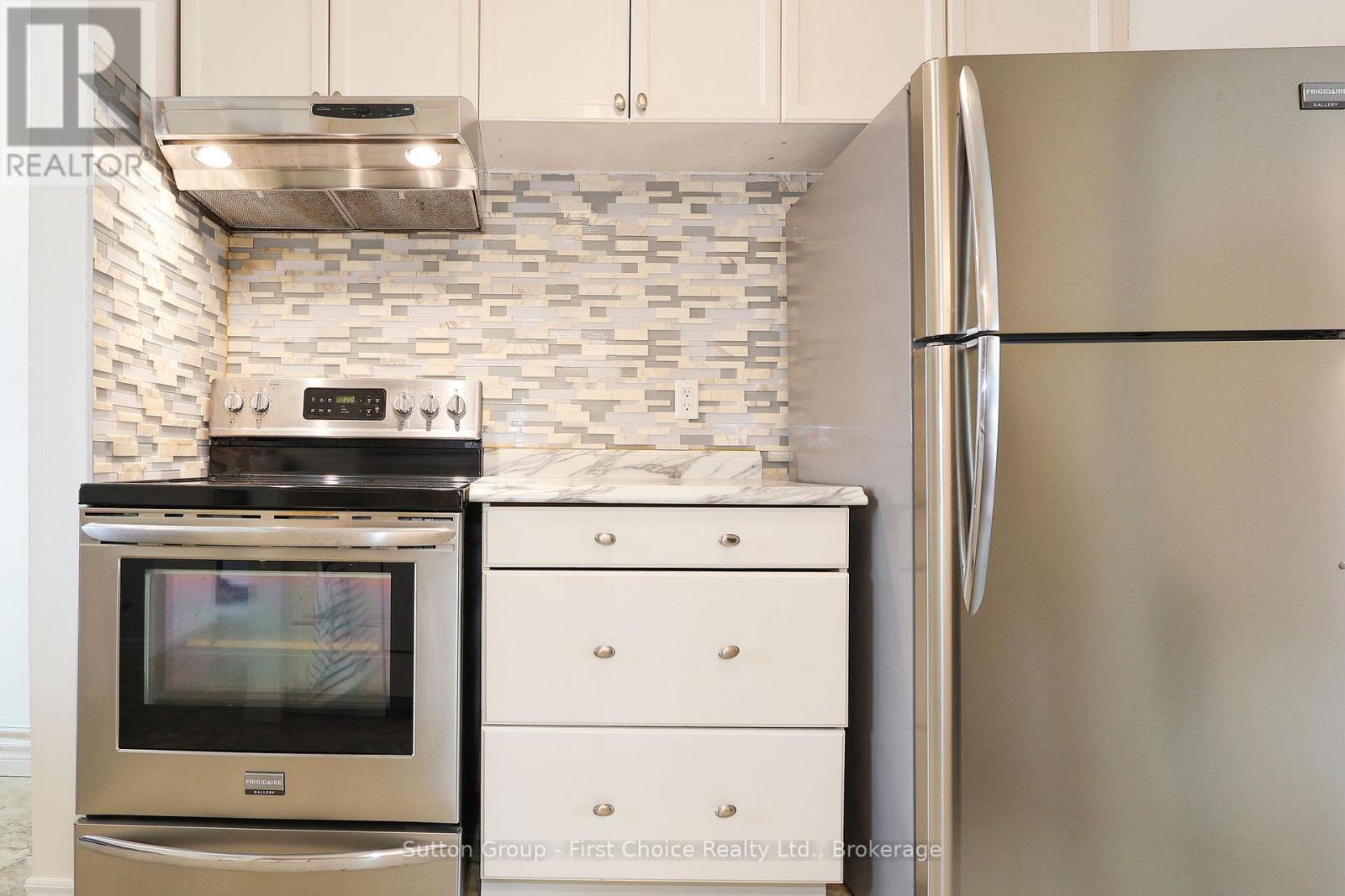 11 - 88 Avonwood Drive, Stratford, Ontario  N4Z 1B3 - Photo 14 - X12811948