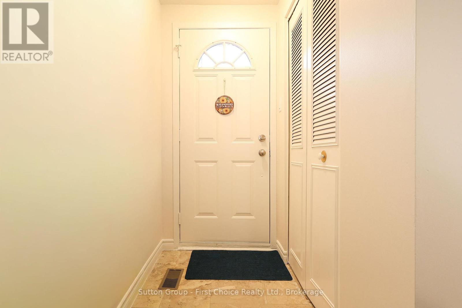 11 - 88 Avonwood Drive, Stratford, Ontario  N4Z 1B3 - Photo 3 - X12811948