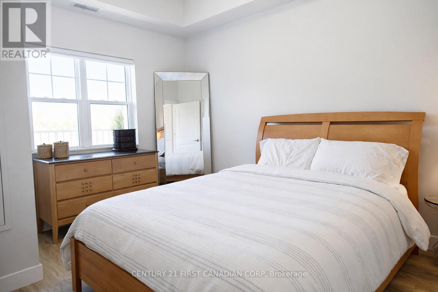 403 - 100 The Promenade, Central Elgin, Ontario N5L 0B7 - Photo 10 - X12811724