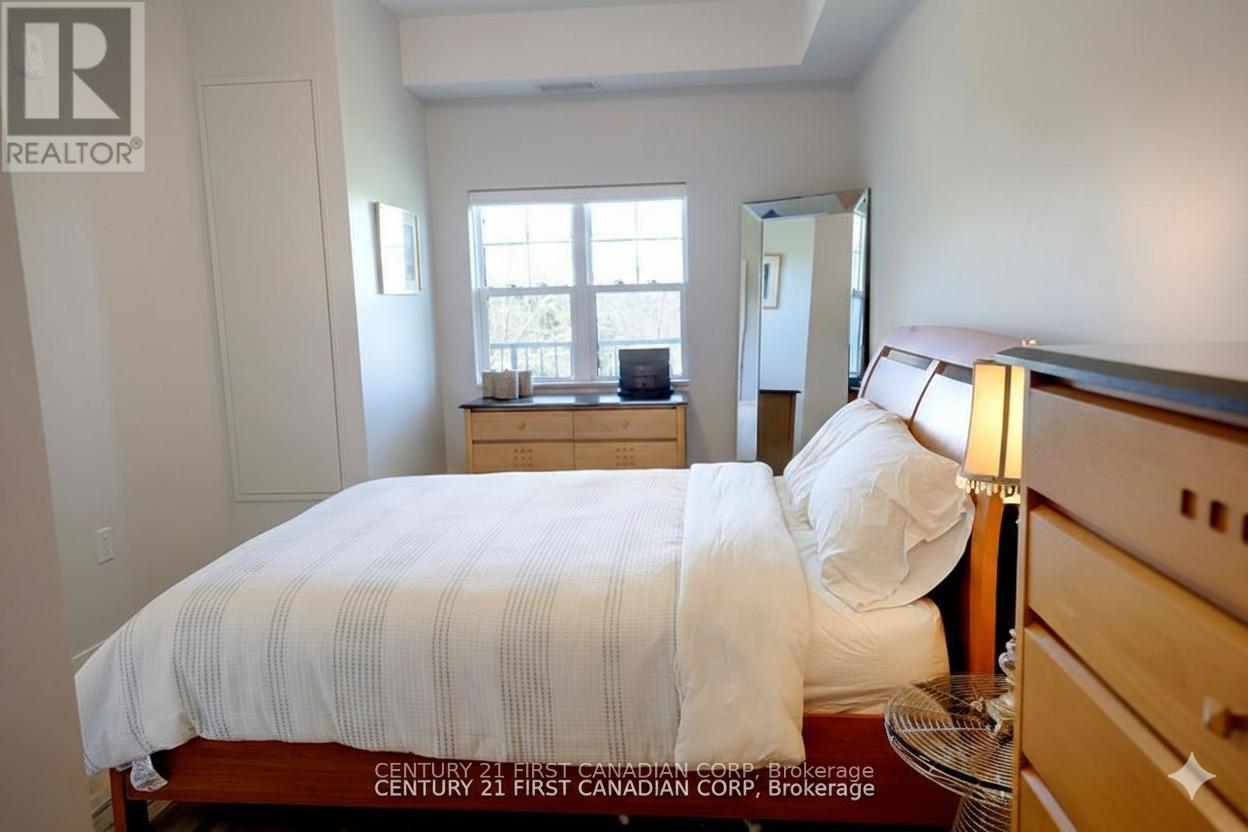 403 - 100 The Promenade, Central Elgin, Ontario N5L 0B7 - Photo 11 - X12811724