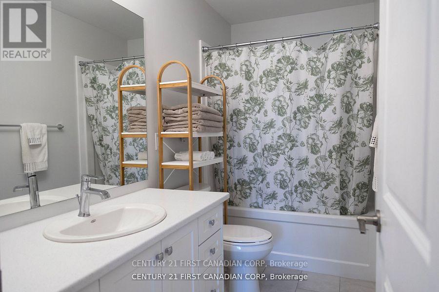 403 - 100 The Promenade, Central Elgin, Ontario N5L 0B7 - Photo 13 - X12811724