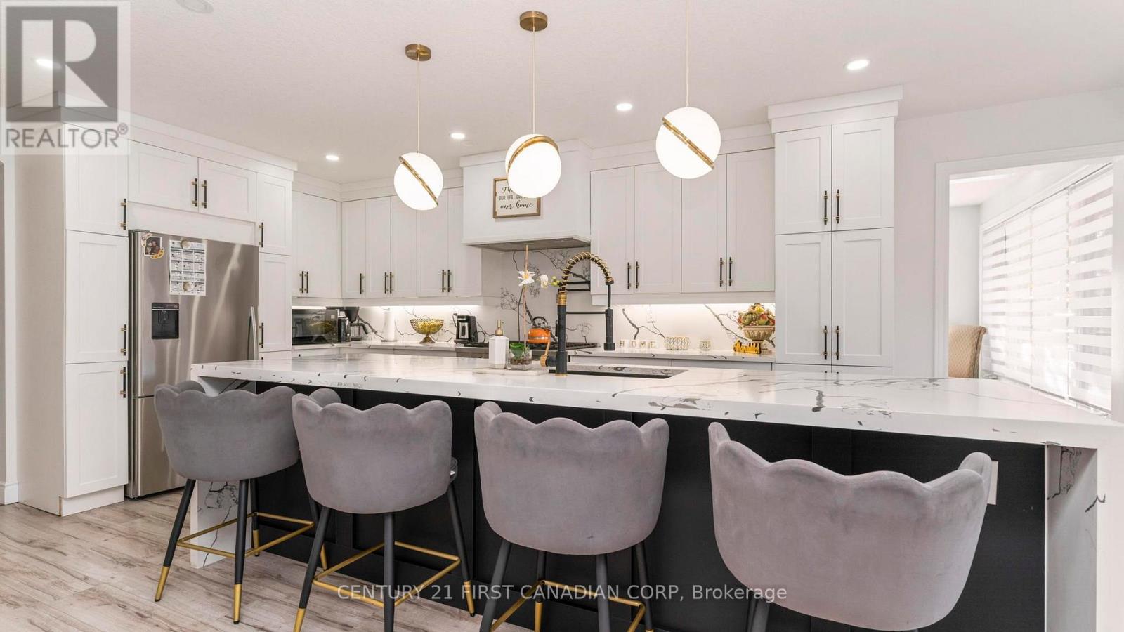 35 Hummingbird Crescent, London South, Ontario  N6J 4M3 - Photo 16 - X12811820