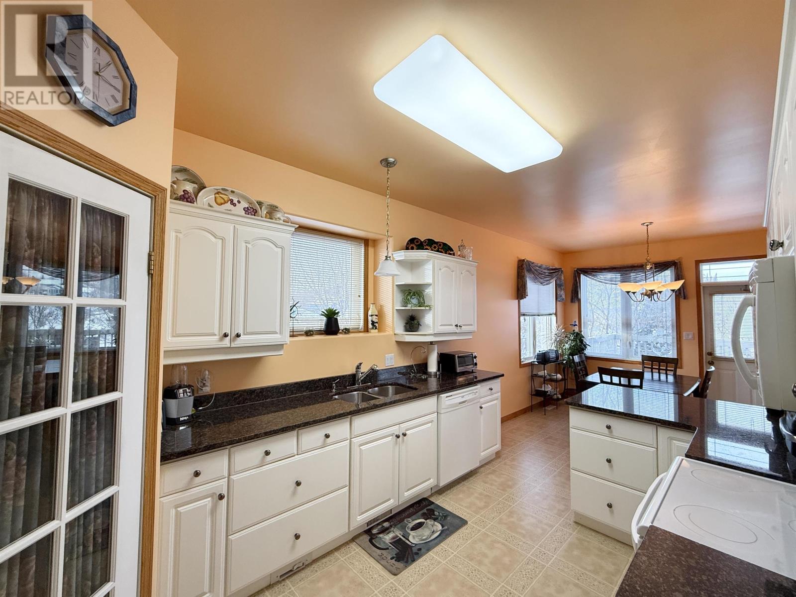 16 Pine Ridge Dr, Kenora, Ontario  P9N 4H6 - Photo 10 - TB2600077