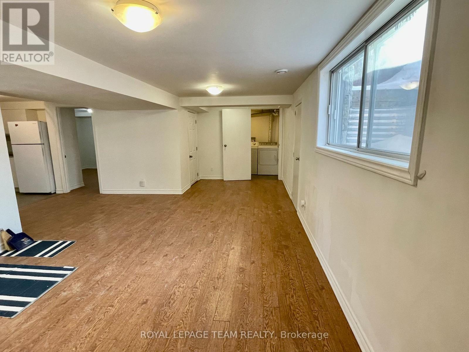 2 - 1627 Chaucer Avenue, Ottawa, Ontario  K1G 0R7 - Photo 3 - X12811940