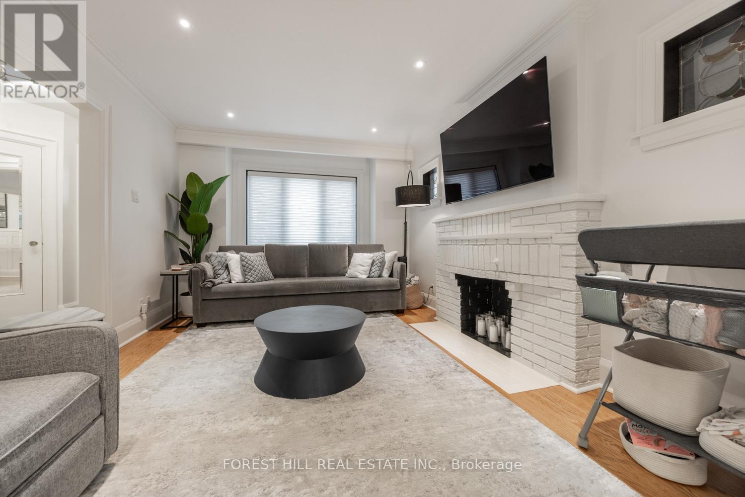 336 Arlington Avenue, Toronto, Ontario  M6C 2Z9 - Photo 16 - C12728756