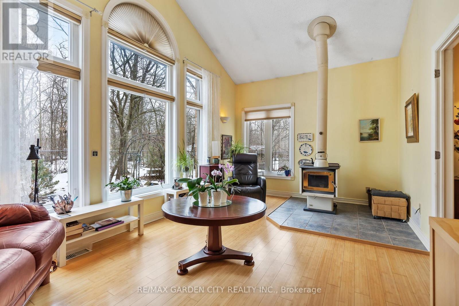 5114 Meadowood Lane, Lincoln (Beamsville), Ontario  L3J 0J7 - Photo 11 - X12811756