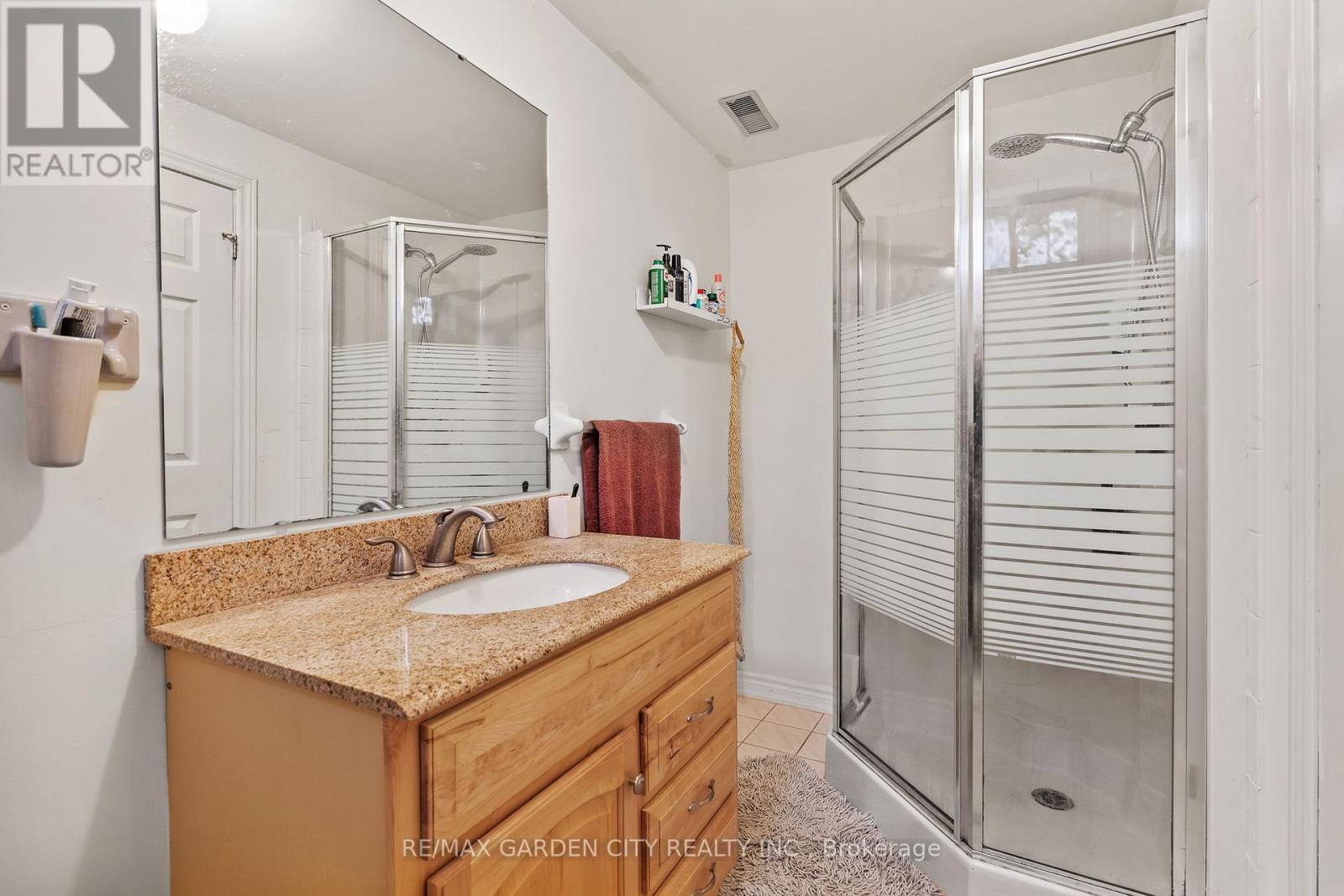 5114 Meadowood Lane, Lincoln (Beamsville), Ontario  L3J 0J7 - Photo 23 - X12811756