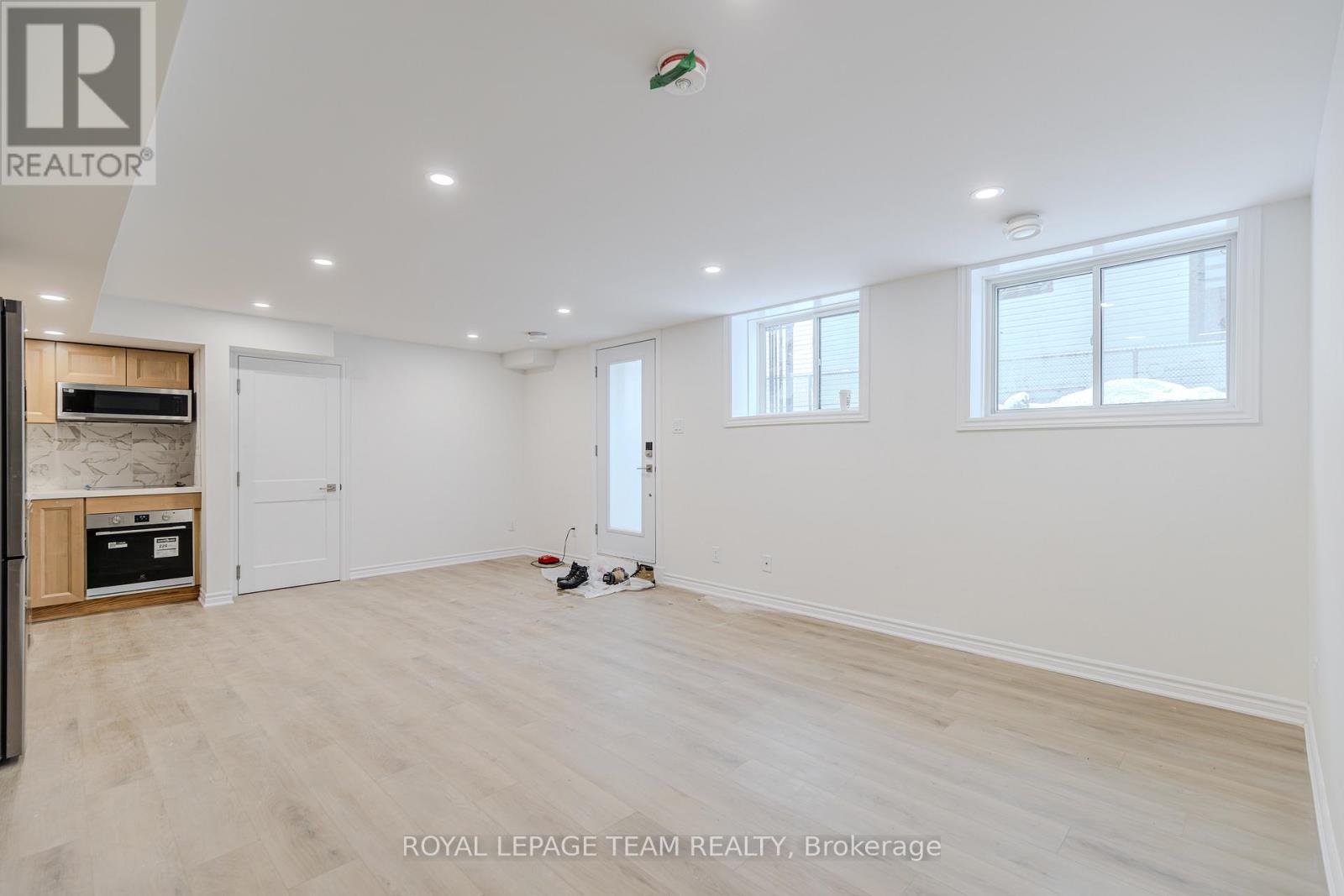 B - 142 Lumen Place, Ottawa, Ontario  K1W 0S9 - Photo 13 - X12811162