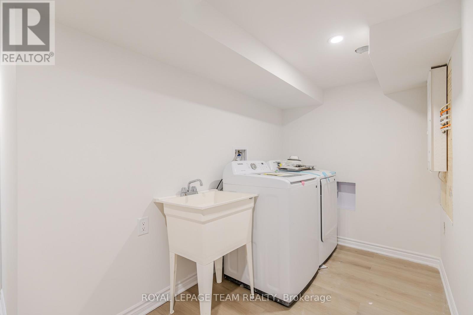 B - 142 Lumen Place, Ottawa, Ontario  K1W 0S9 - Photo 23 - X12811162