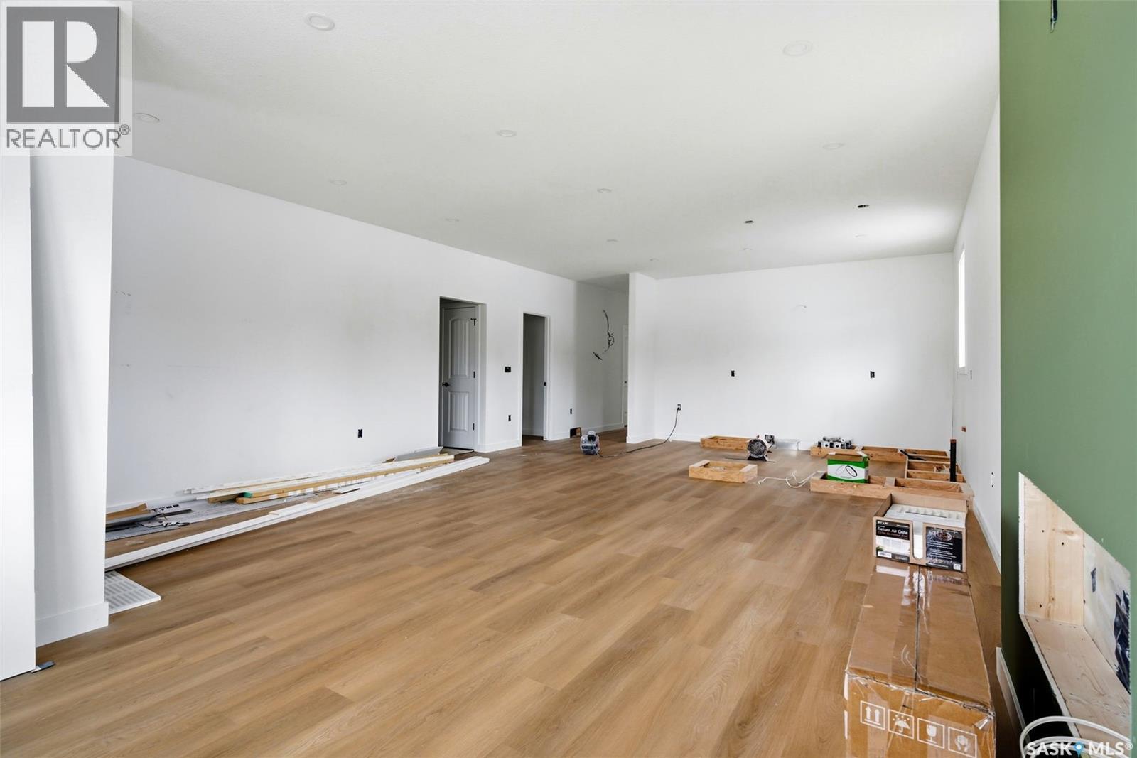 25 7th Avenue, Lumsden, Saskatchewan  S0G 3C0 - Photo 8 - SK028934