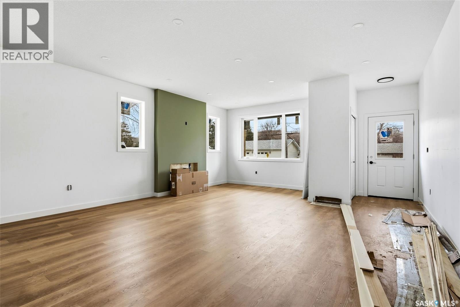 25 7th Avenue, Lumsden, Saskatchewan  S0G 3C0 - Photo 3 - SK028934