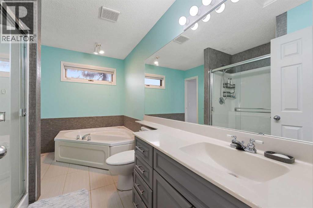 60 Prominence View Sw, Calgary, Alberta  T3H 3M8 - Photo 29 - A2280589