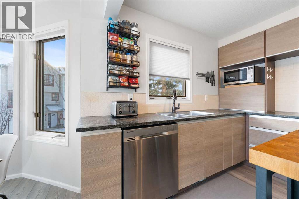 60 Prominence View Sw, Calgary, Alberta  T3H 3M8 - Photo 7 - A2280589