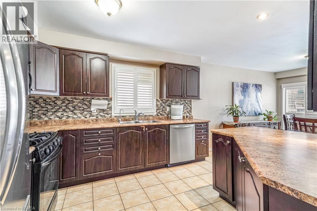 199 Blackburn Drive, Brantford, Ontario  N3T 0A9 - Photo 14 - 40804209