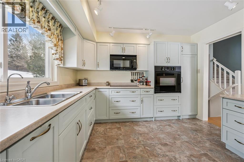 126 Grandview Drive, Conestogo, Ontario  N0B 1N0 - Photo 15 - 40794490