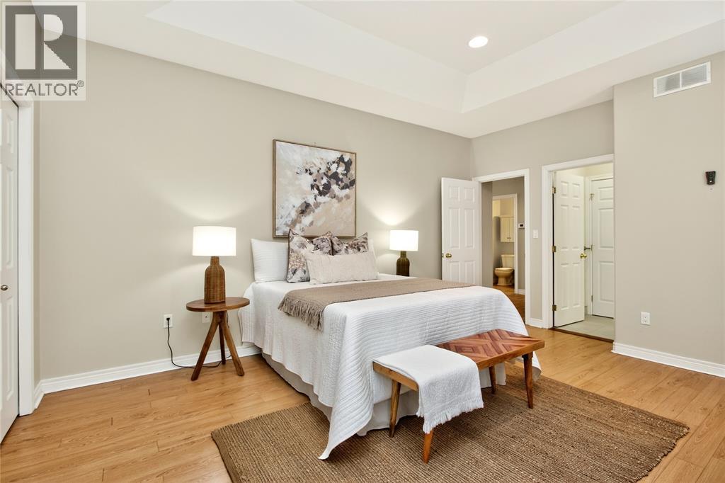 2016 Thelma Avenue, Sarnia, Ontario  N0N 1C0 - Photo 17 - 26003701