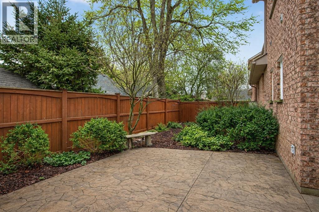 2016 Thelma Avenue, Sarnia, Ontario  N0N 1C0 - Photo 38 - 26003701