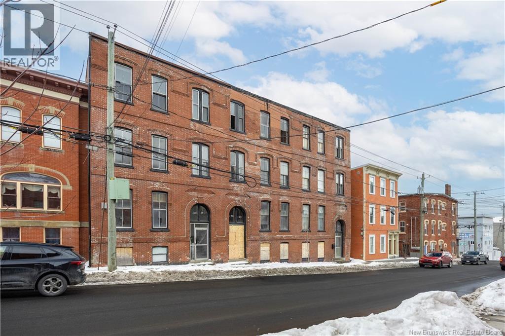 134-144 Carmarthen, Saint John, New Brunswick  E2L 2P2 - Photo 3 - NB133958