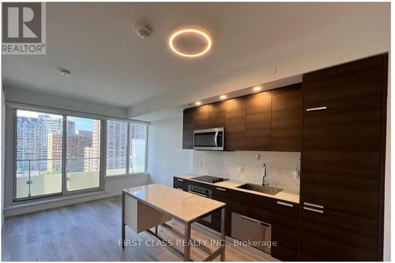 1512 - 75 CANTERBURY PLACE, Toronto, Ontario