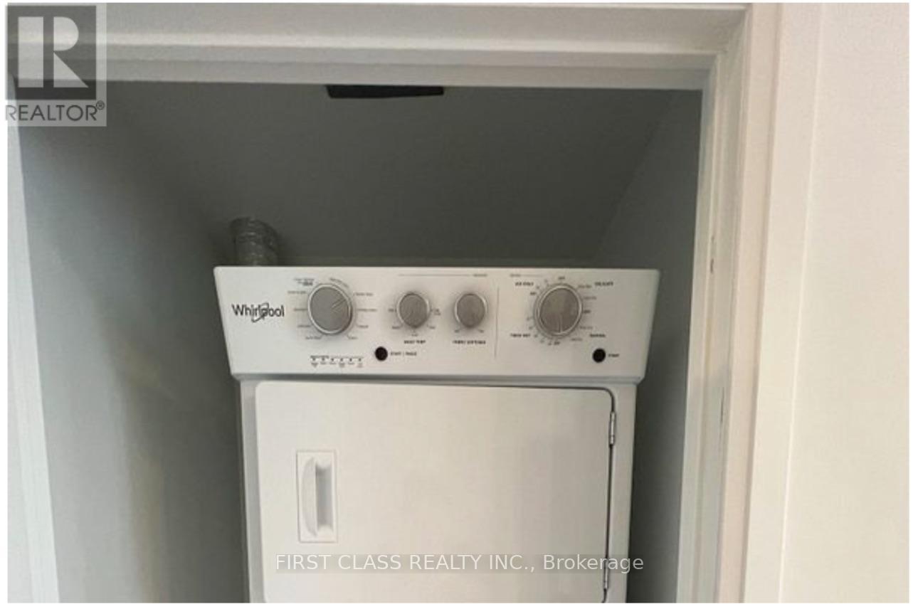 1512 - 75 Canterbury Place, Toronto, Ontario  M2N 2N1 - Photo 12 - C12811742