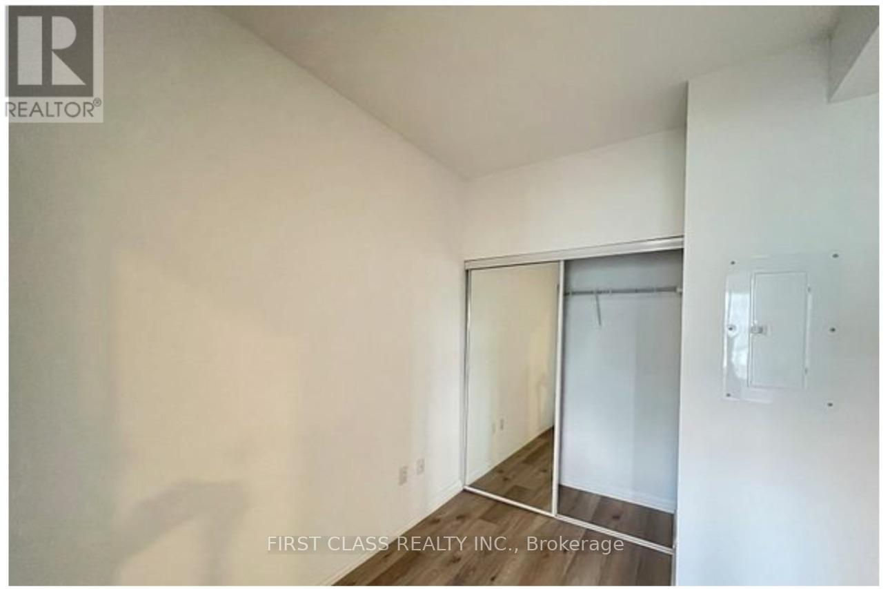 1512 - 75 Canterbury Place, Toronto, Ontario  M2N 2N1 - Photo 5 - C12811742