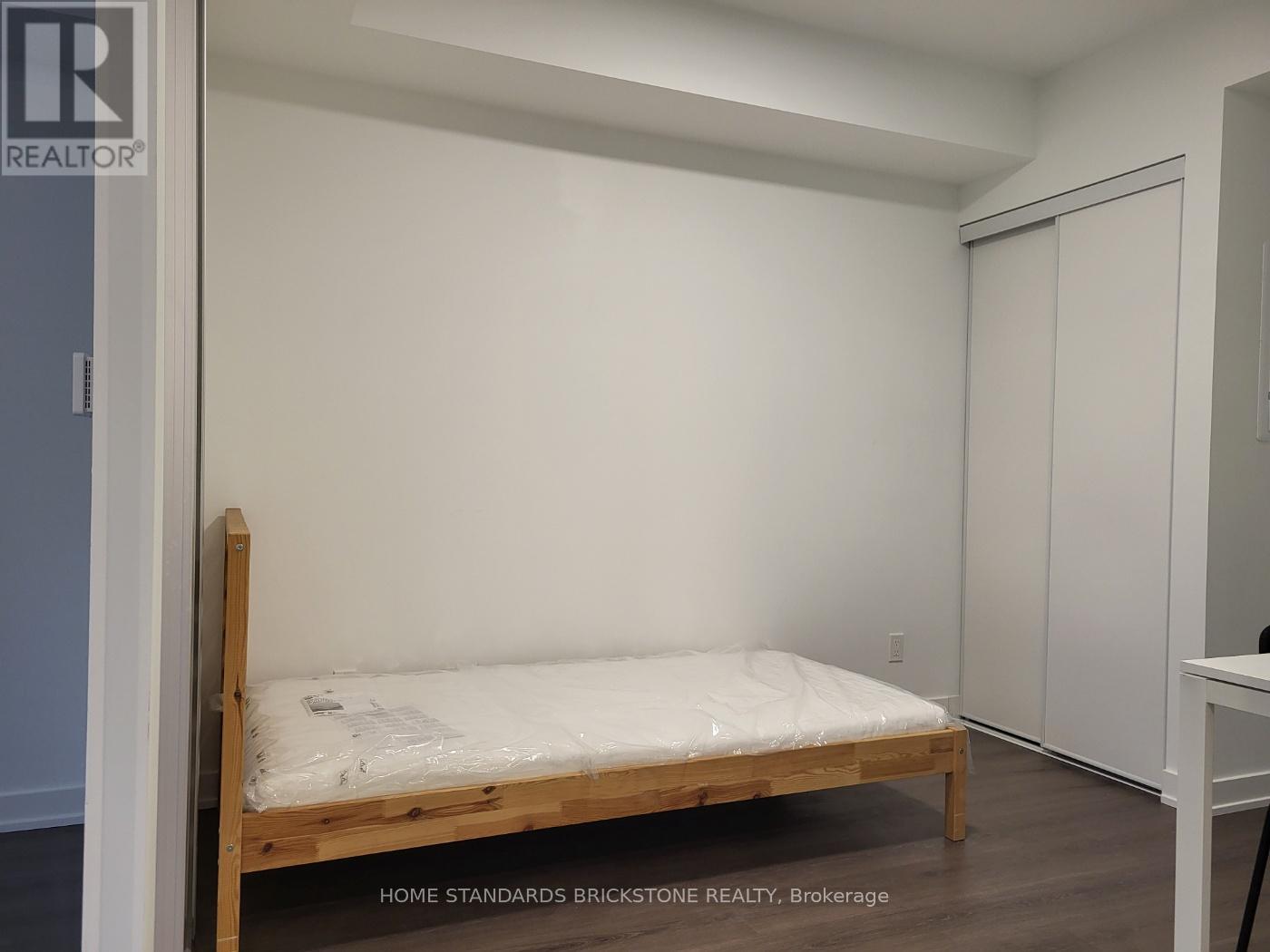 1506 - 8 Wellesley Street W, Toronto, Ontario  M4Y 0J5 - Photo 7 - C12811762