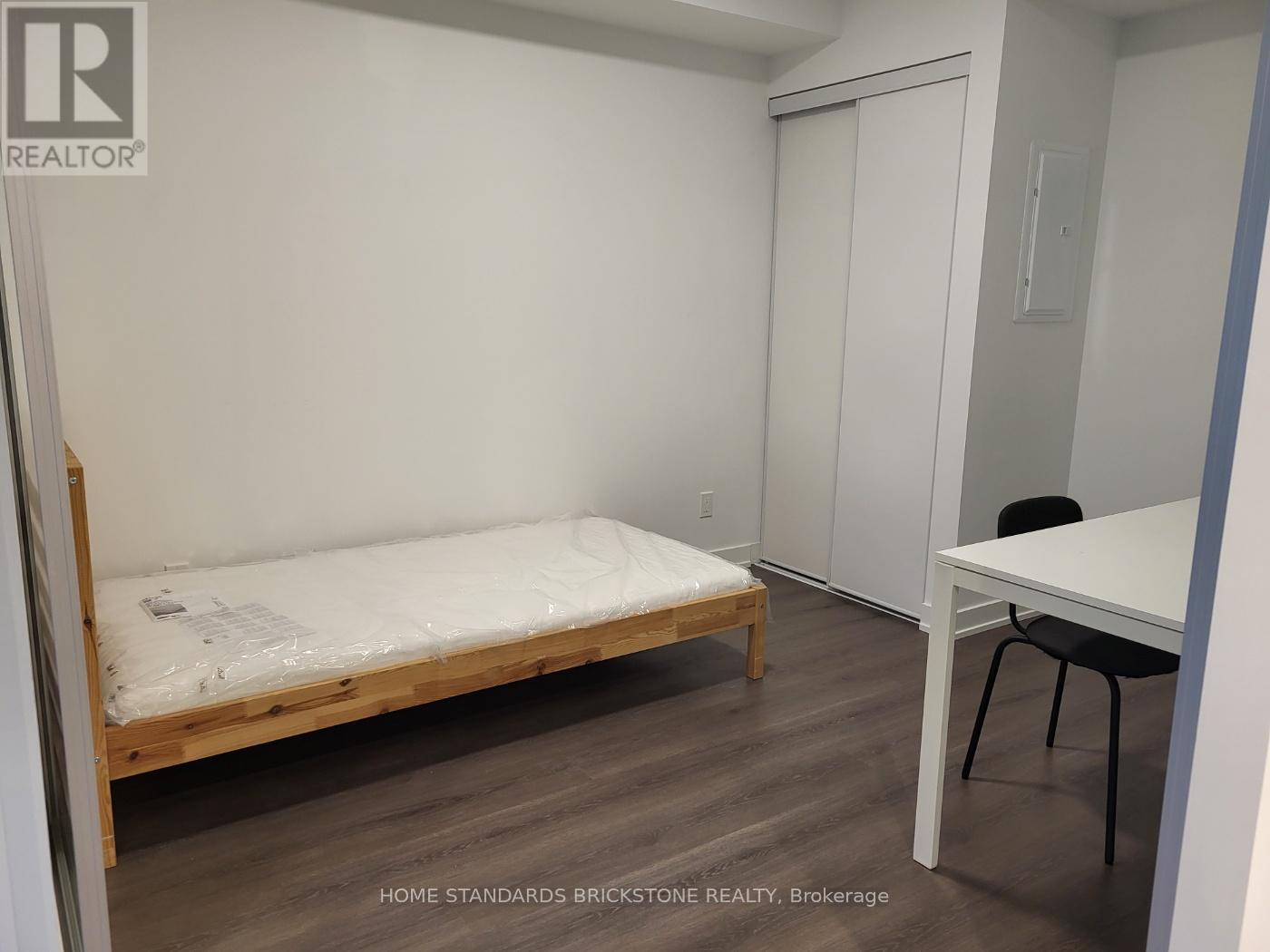 1506 - 8 Wellesley Street W, Toronto, Ontario  M4Y 0J5 - Photo 9 - C12811762