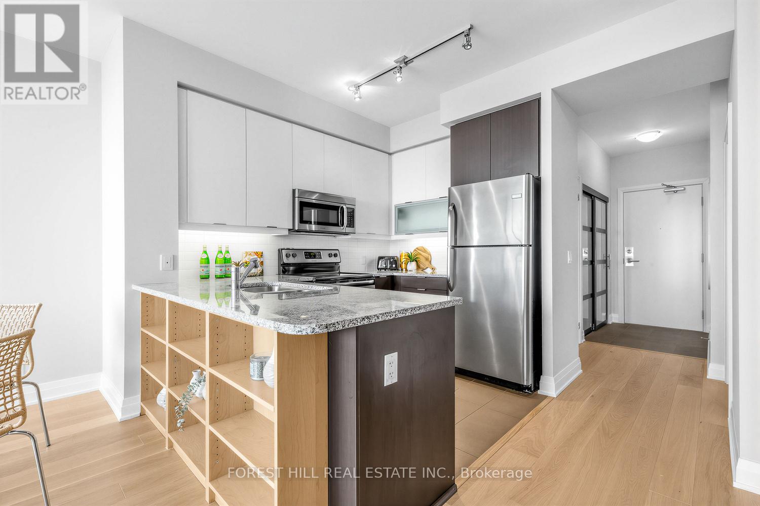 701 - 530 St. Clair Avenue W, Toronto, Ontario  M6C 0A2 - Photo 16 - C12811768