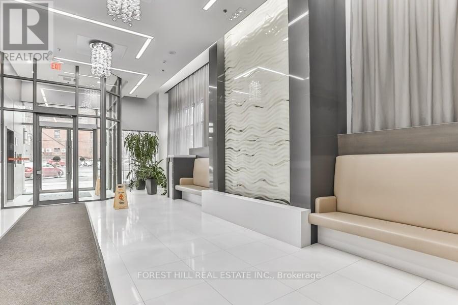 701 - 530 St. Clair Avenue W, Toronto, Ontario  M6C 0A2 - Photo 32 - C12811768