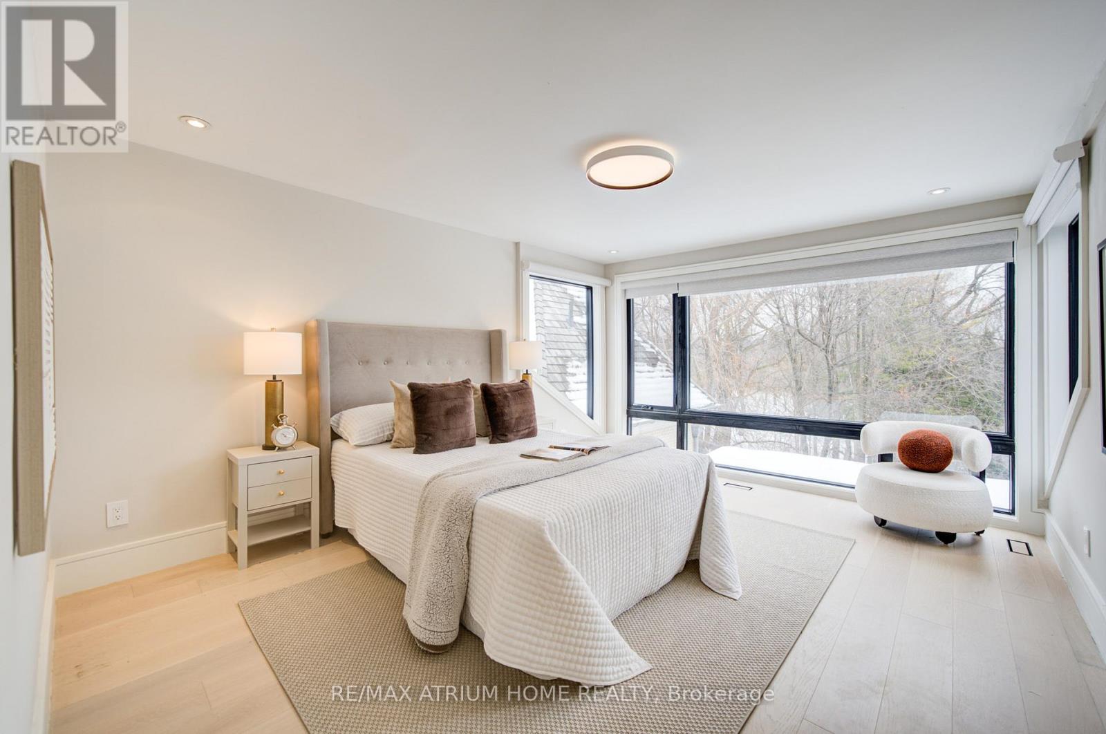 6 Hillholm Road, Toronto, Ontario  M5P 1M2 - Photo 21 - C12811776